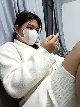 Minaa2x online show from March 2026 04:57:01 PM