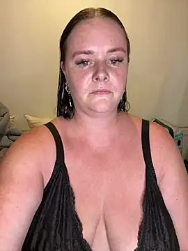 carinabro10 online show from January 2026 10:30:02 AM