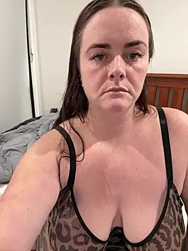 carinabro10 online show from July 2026 09:55:02 AM