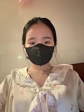 Gwen879 online show from April 2026 12:39:01 AM