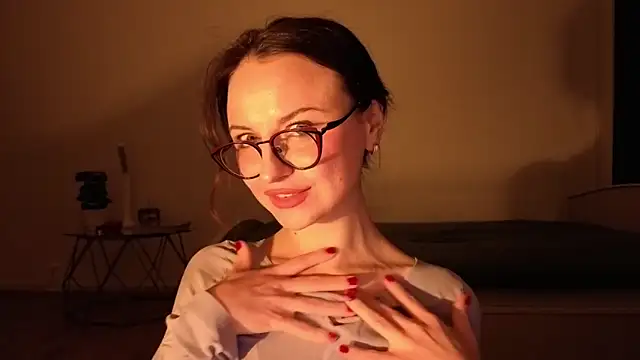 Snapshot of Satin_Sin chatting on May 2026 07:42:02 PM Satin Sin online show from May 2026 07:42:02 PM