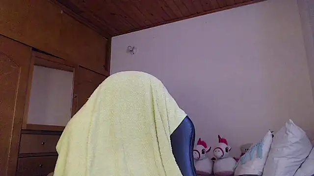 Shanel Lozano online show from March 2026 08:36:01 PM