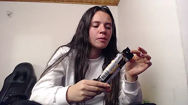 Shanel Lozano online show from April 2026 02:50:02 AM