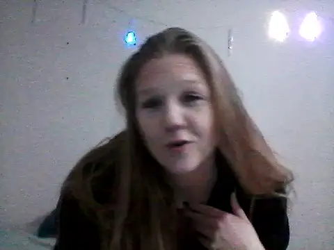 tinytiff33 online show from January 2026 01:29:01 AM