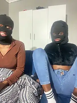 CreamyCupCake 96 online show from April 2026 06:42:01 PM