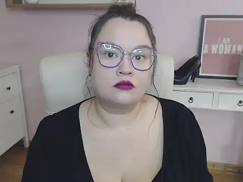 HollyDanceSoul online show from January 2026 06:08:01 AM