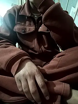 Pulkeet1433 online show from January 2026 01:03:01 PM