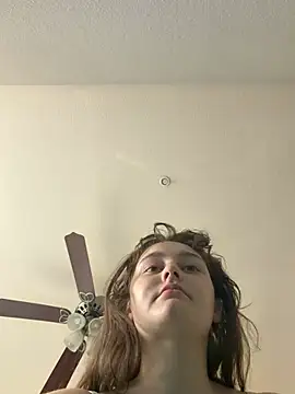 julia4thewin online show from May 2026 08:59:02 PM