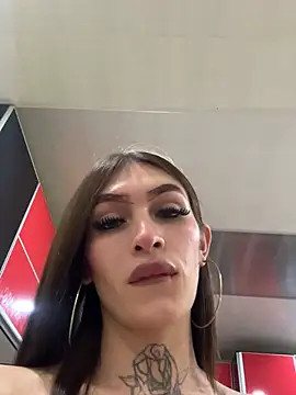 lizz lunna online show from April 2026 08:35:02 AM