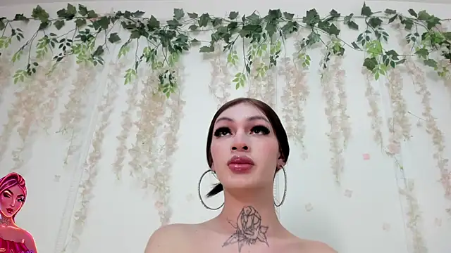 lizz lunna online show from June 2026 08:15:02 PM
