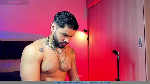 thiago ferrari  online show from March 2026 01:32:02 AM