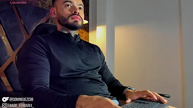 thiago ferrari  online show from April 2026 04:06:02 AM