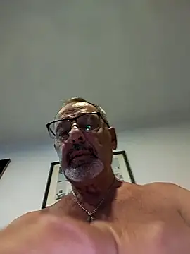 Dadotado70 online show from February 2026 10:19:02 PM