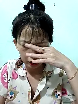 Chammy720 online show from June 2026 07:11:02 AM