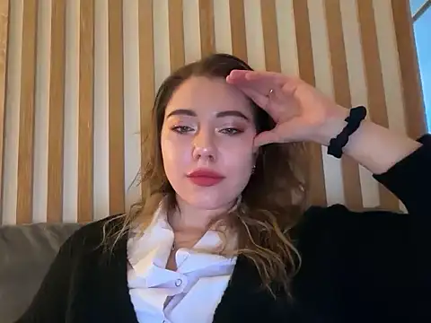 Luxerin online show from March 2026 04:46:01 PM