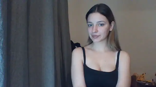 EvelineMagnetic online show from June 2026 08:33:02 PM