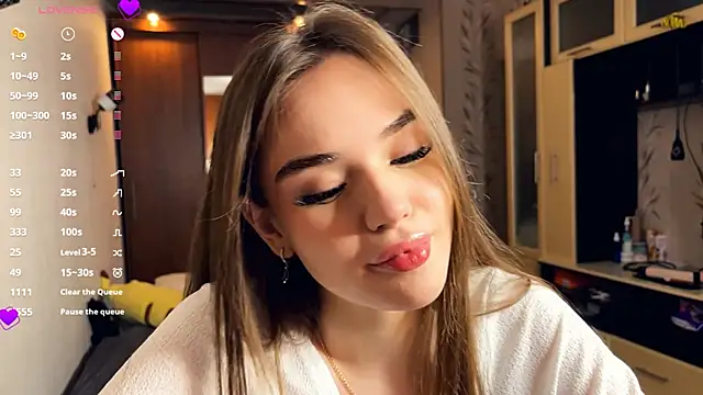 LubaSeirers online show from April 2026 03:10:02 PM