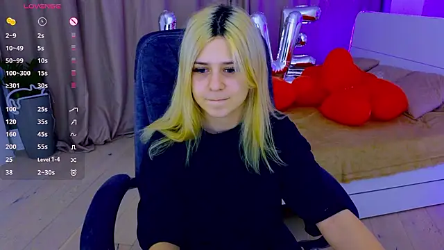 ApheliaStar online show from February 2026 05:08:01 PM