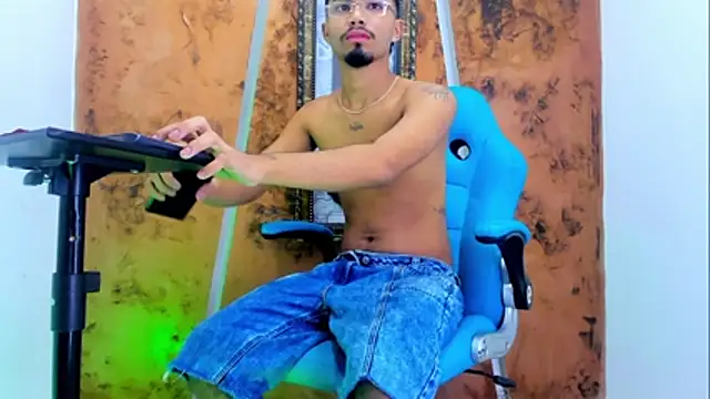 Baby sexdemon online show from January 2026 08:14:02 PM