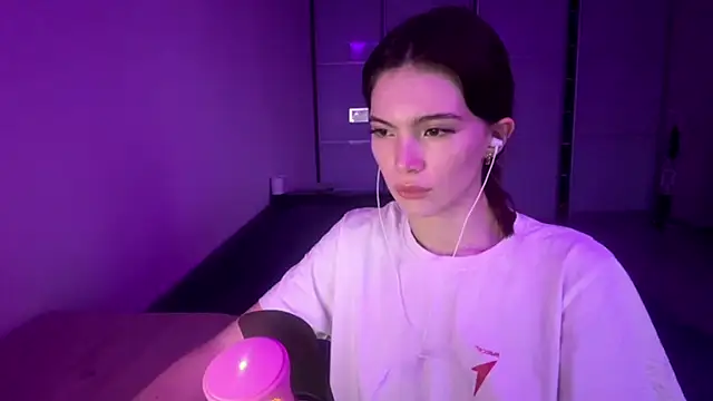 ANYTKA12 online show from January 2026 12:51:02 PM