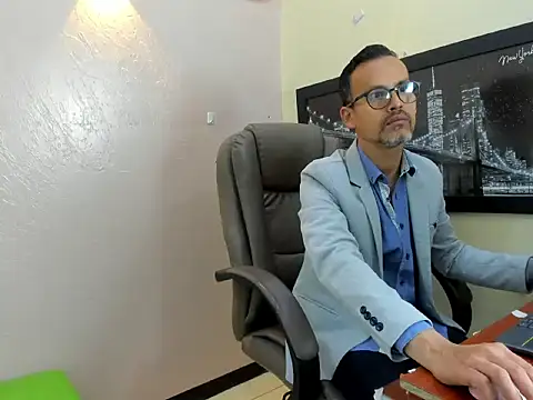 Oswalldo   online show from March 2026 11:04:02 AM