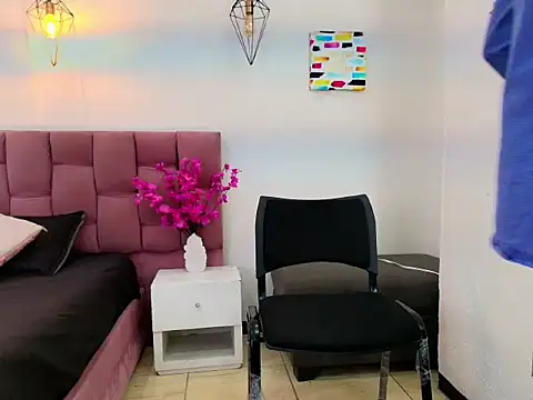 Oswalldo   online show from March 2026 11:33:02 AM