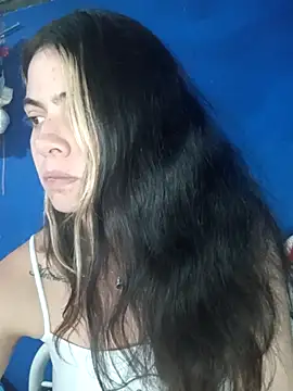 Snapshot of Megan_nica chatting on April 2026 02:03:02 AM Megan nica online show from April 2026 02:03:02 AM