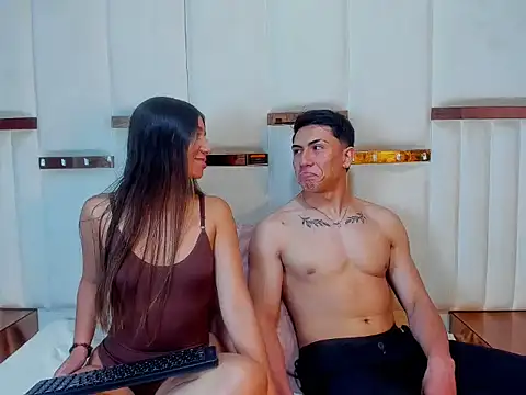 ScarlettAndLucas online show from January 2026 08:25:01 PM