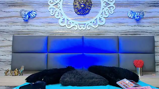 Little Mayy online show from March 2026 01:18:01 PM