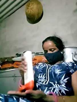 kiiuu sexe online show from February 2026 07:34:01 AM