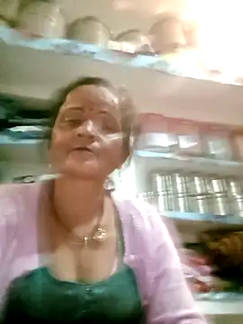 kiiuu sexe online show from February 2026 02:02:02 PM