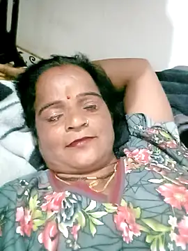 kiiuu sexe online show from April 2026 05:43:02 PM