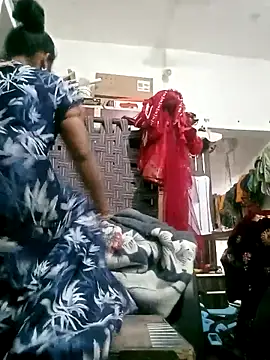 kiiuu sexe online show from April 2026 04:52:02 PM