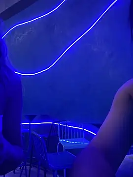 bebitas2  online show from April 2026 12:08:01 AM