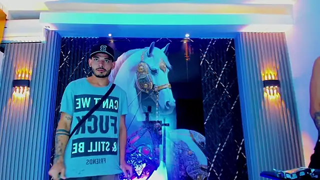 The Gods In Diamonds online show from January 2026 05:23:02 AM