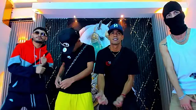 The Gods In Diamonds online show from February 2026 04:33:02 AM