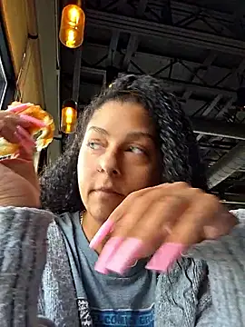 tastesosweet online show from April 2026 05:28:01 PM