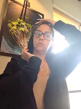 tastesosweet online show from April 2026 05:05:02 PM