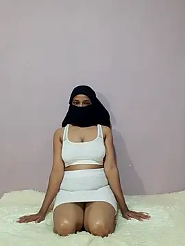 cutehotwife online show from February 2026 07:37:02 AM