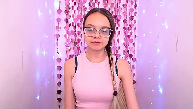 LolliStrawberry online show from March 2026 01:22:01 AM