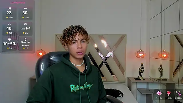 Snapshot of Anyelo_Twink chatting on April 2026 04:21:01 AM Anyelo Twink online show from April 2026 04:21:01 AM
