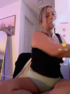 FoxyMillie online show from June 2026 02:21:02 AM