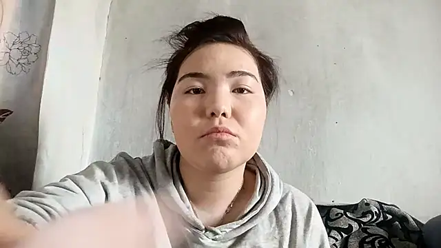 MollyAsian online show from February 2026 06:10:01 AM