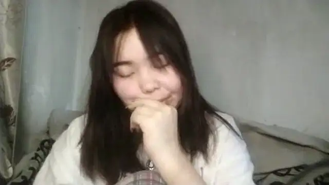 MollyAsian online show from March 2026 04:18:02 AM