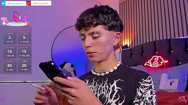 Maiky Cooper01 online show from July 2026 08:58:01 PM