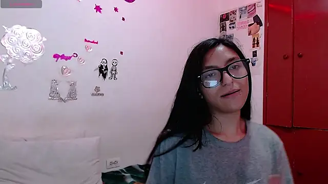 couple  party  online show from January 2026 09:31:01 PM