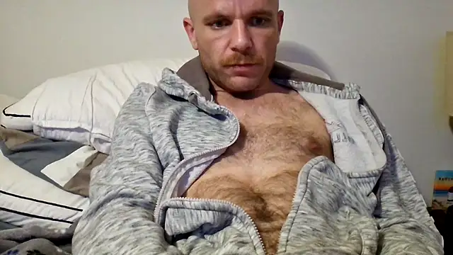 FrankieFuckMe online show from February 2026 03:10:01 AM