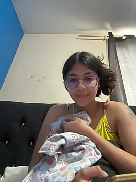 Snapshot of diosa_sofia19 chatting on May 2026 01:07:01 PM diosa sofia19 online show from May 2026 01:07:01 PM