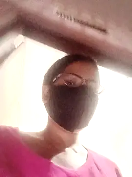 sexyqueen558 online show from March 2026 12:35:02 PM