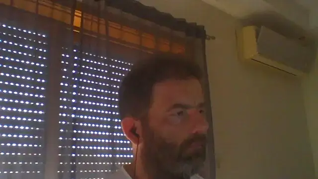 Snapshot of _grj1 chatting on June 2026 08:16:01 AM grj1 online show from June 2026 08:16:01 AM